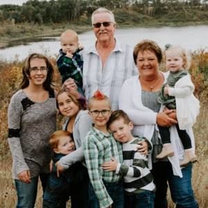 Meet your Posher, Leanne